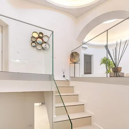 5br Golf & Pool In Caparica | By Airnest Aroeira (Setubal)