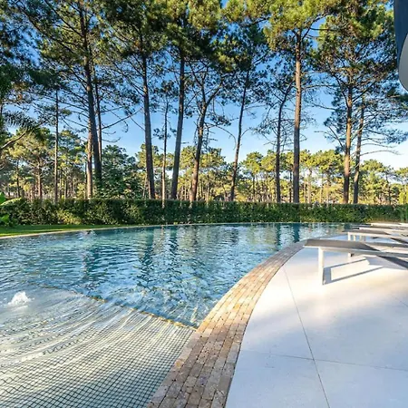 别墅 5br Golf & Pool In Caparica | By Airnest