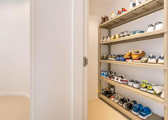 5br Golf & Pool In Caparica | By Airnest Aroeira (Setubal)