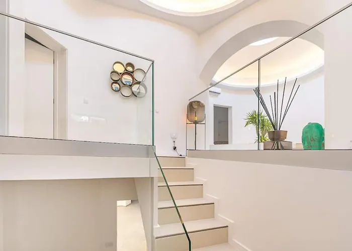 5br Golf & Pool In Caparica | By Airnest Aroeira (Setubal)