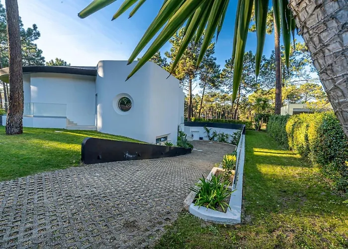 别墅 5br Golf & Pool In Caparica | By Airnest Aroeira (Setubal)