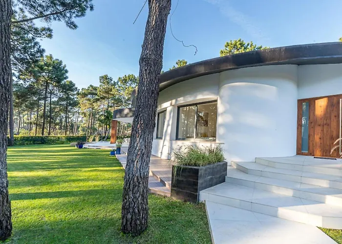 5br Golf & Pool In Caparica | By Airnest